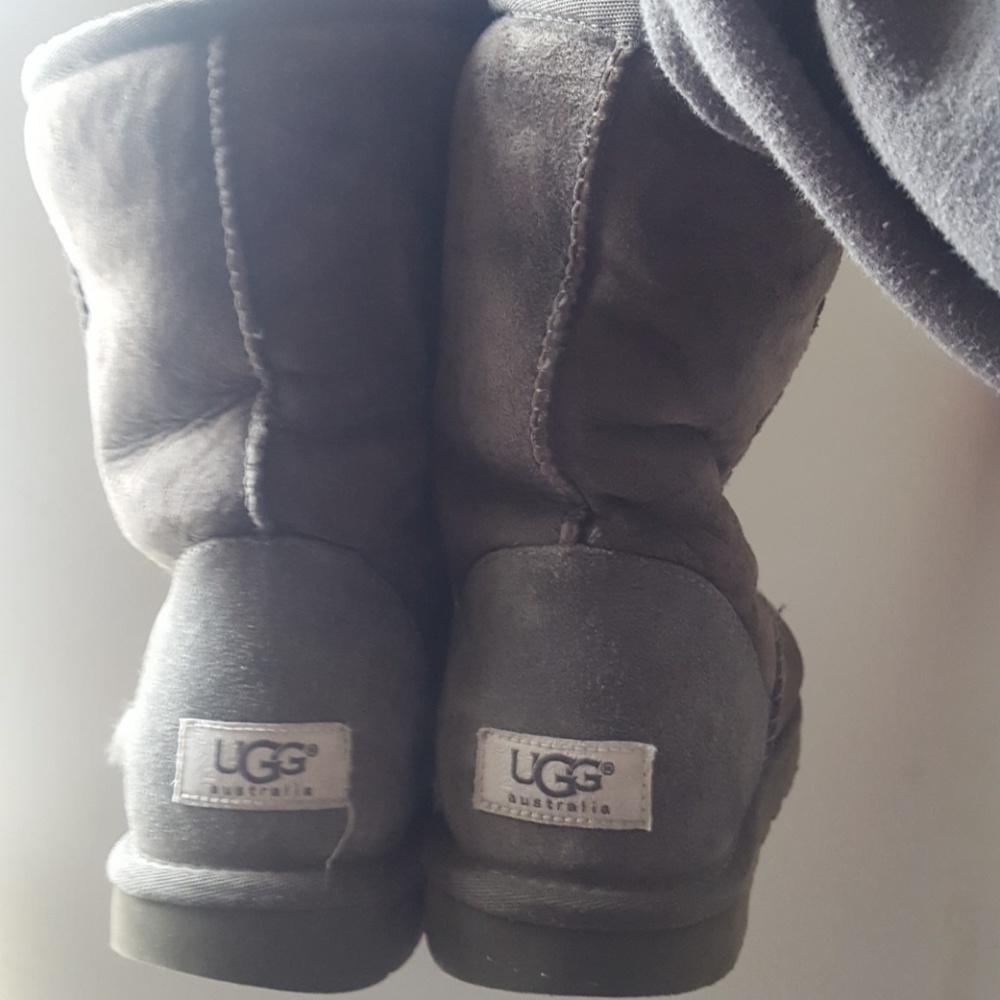 Gray Uggs - image 3